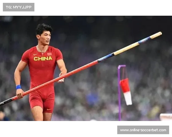 男子撑竿跳高黄博凯以5.72米摘银 菲律宾选手同样成绩夺冠 男子撑竿跳高黄博凯以5.72米摘银 菲律宾选手同样成绩夺冠